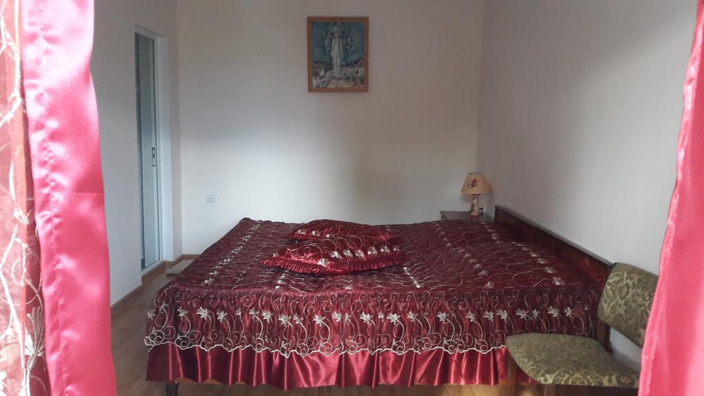 Haghpat Guest House Mary מראה חיצוני תמונה