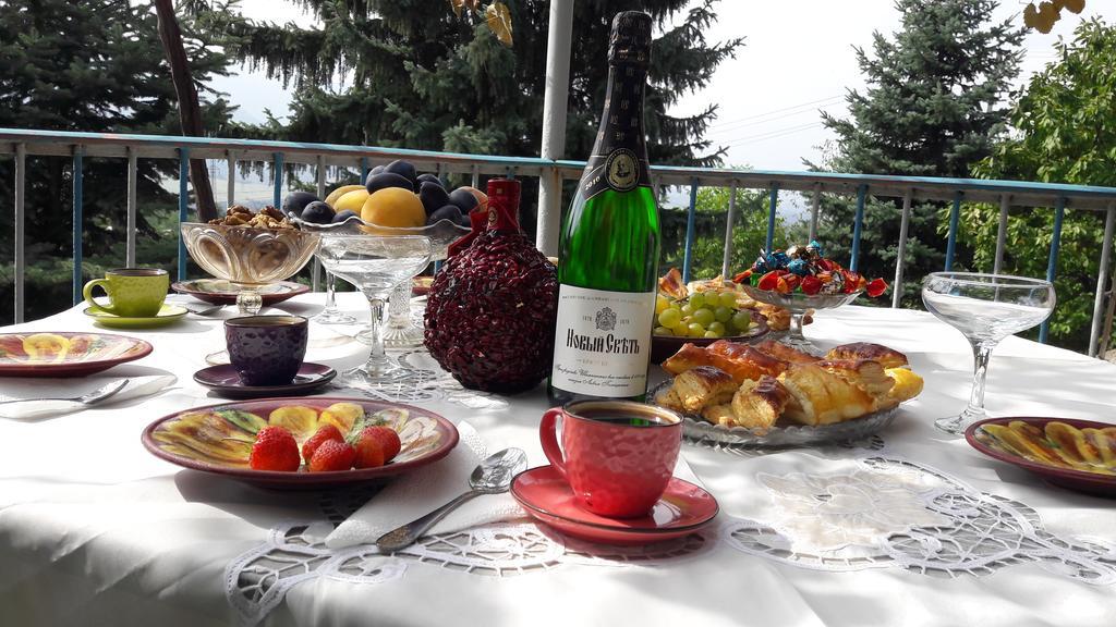 Haghpat Guest House Mary מראה חיצוני תמונה