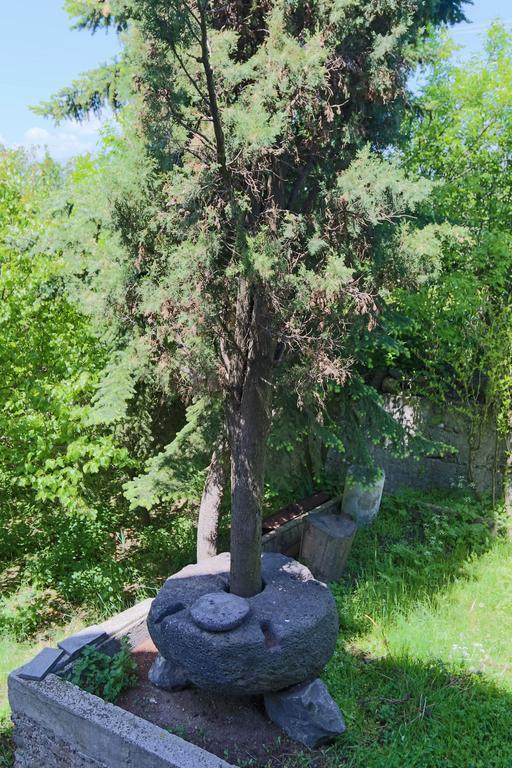 Haghpat Guest House Mary מראה חיצוני תמונה